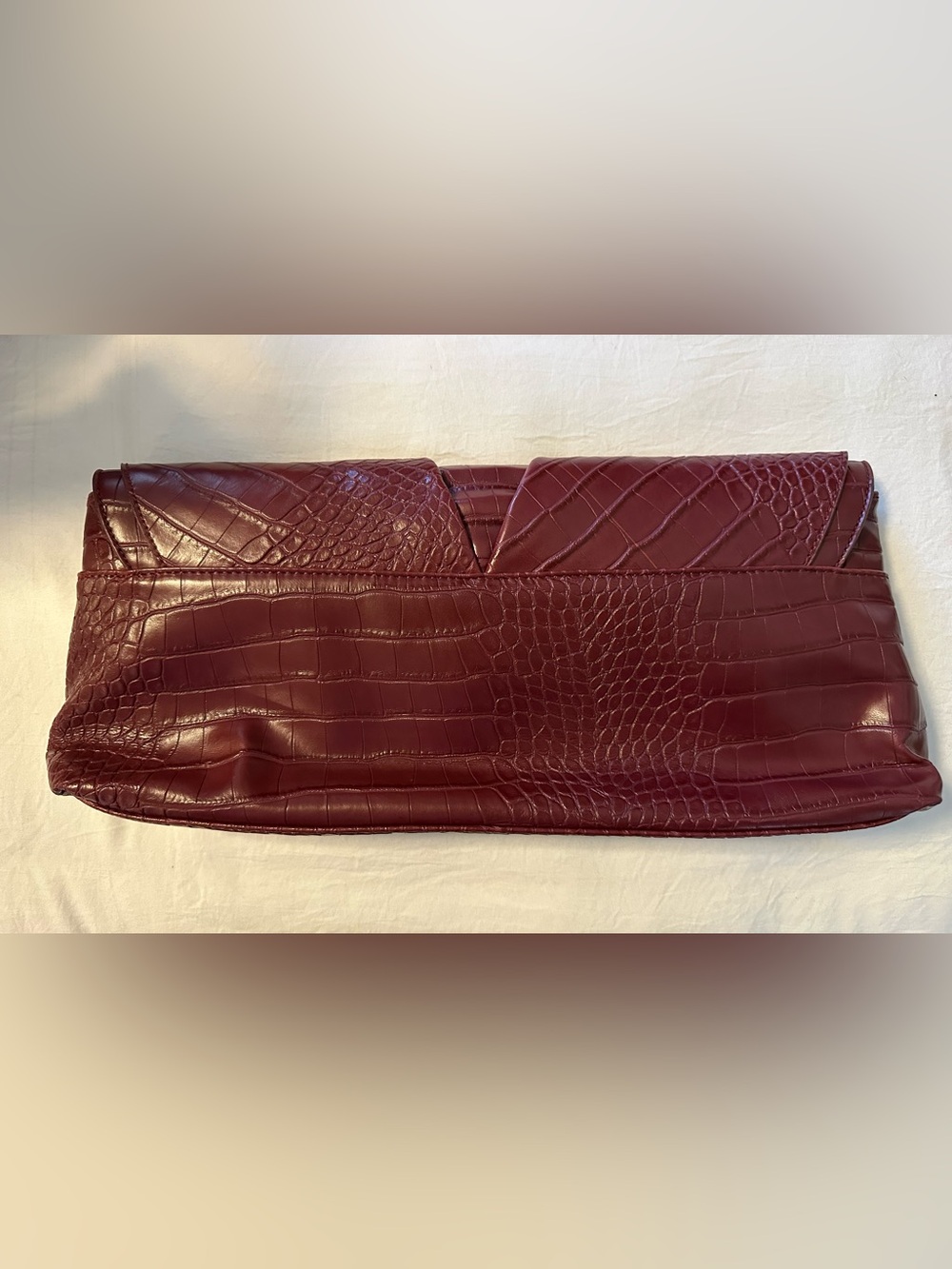 Bebe Croc-Embossed Faux Leather Large Burgundy Clutch Bag - Picture 2 of 9